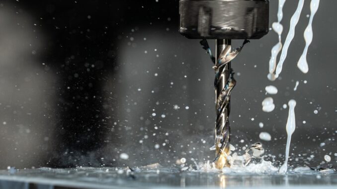 What is machining and types?