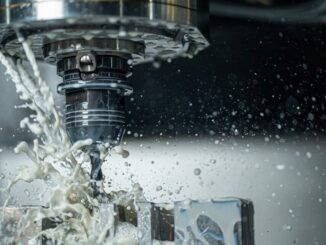 What is machining in mechanical?