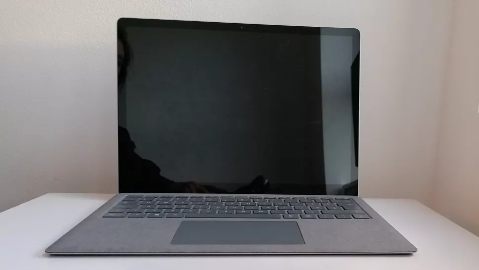 Yazılım Öğrenmek için Bilgisayar Önerisi - Microsoft Surface Laptop 4